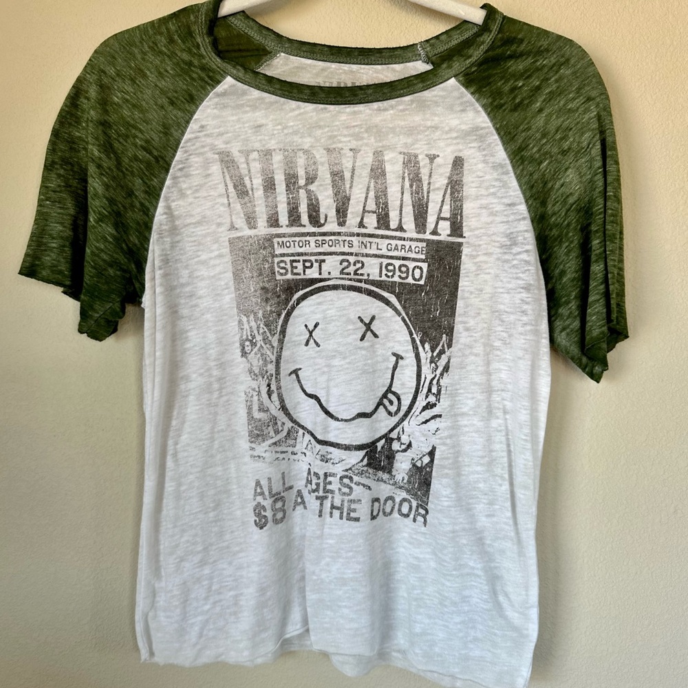 Size Small Like New Nirvana Tee